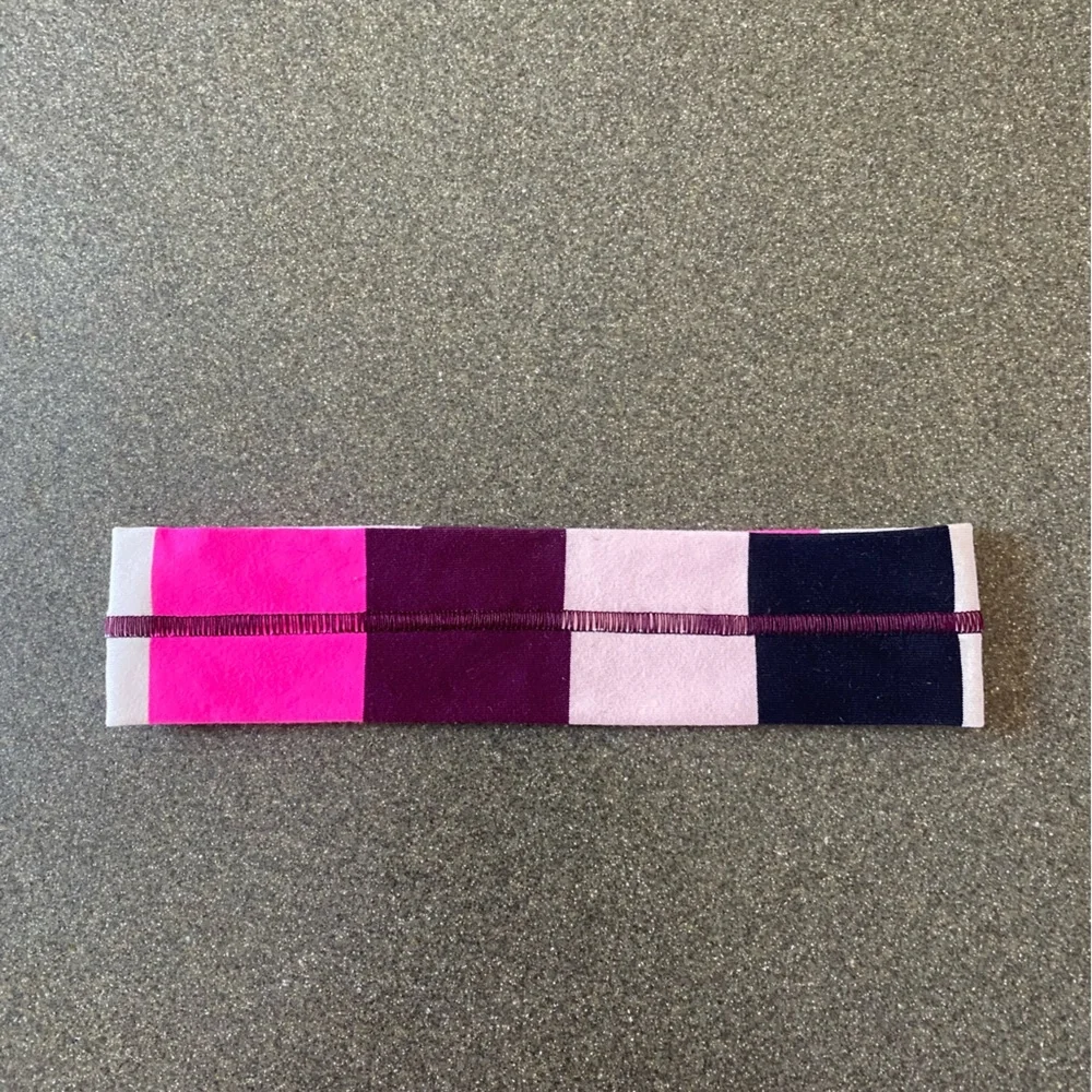 LIKE NEW Lululemon colorblock headband - Picture 2 of 2